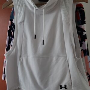 Under Armour Women's White Sleeveless Hoodie